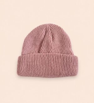 Bonnet classique en maille côtelée
